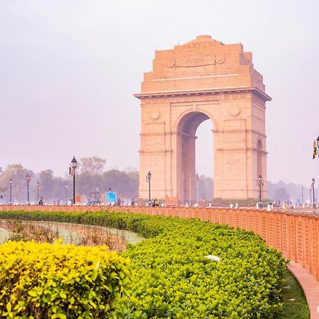 Hotel Aman Imperial Just A Minute Away From New Delhi Railway Station And Connaught Place 外观 照片