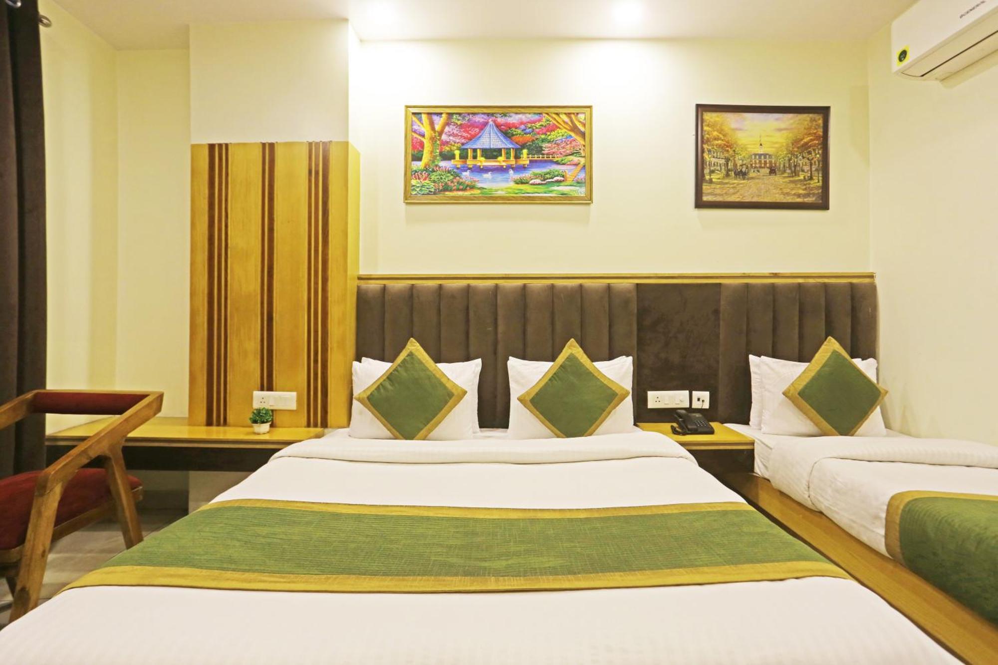 Hotel Aman Imperial Just A Minute Away From New Delhi Railway Station And Connaught Place 外观 照片