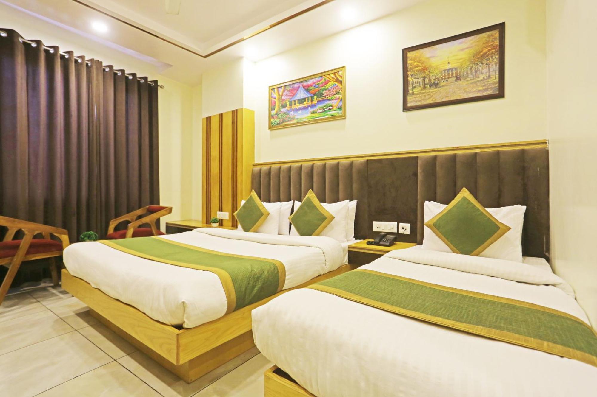 Hotel Aman Imperial Just A Minute Away From New Delhi Railway Station And Connaught Place 外观 照片
