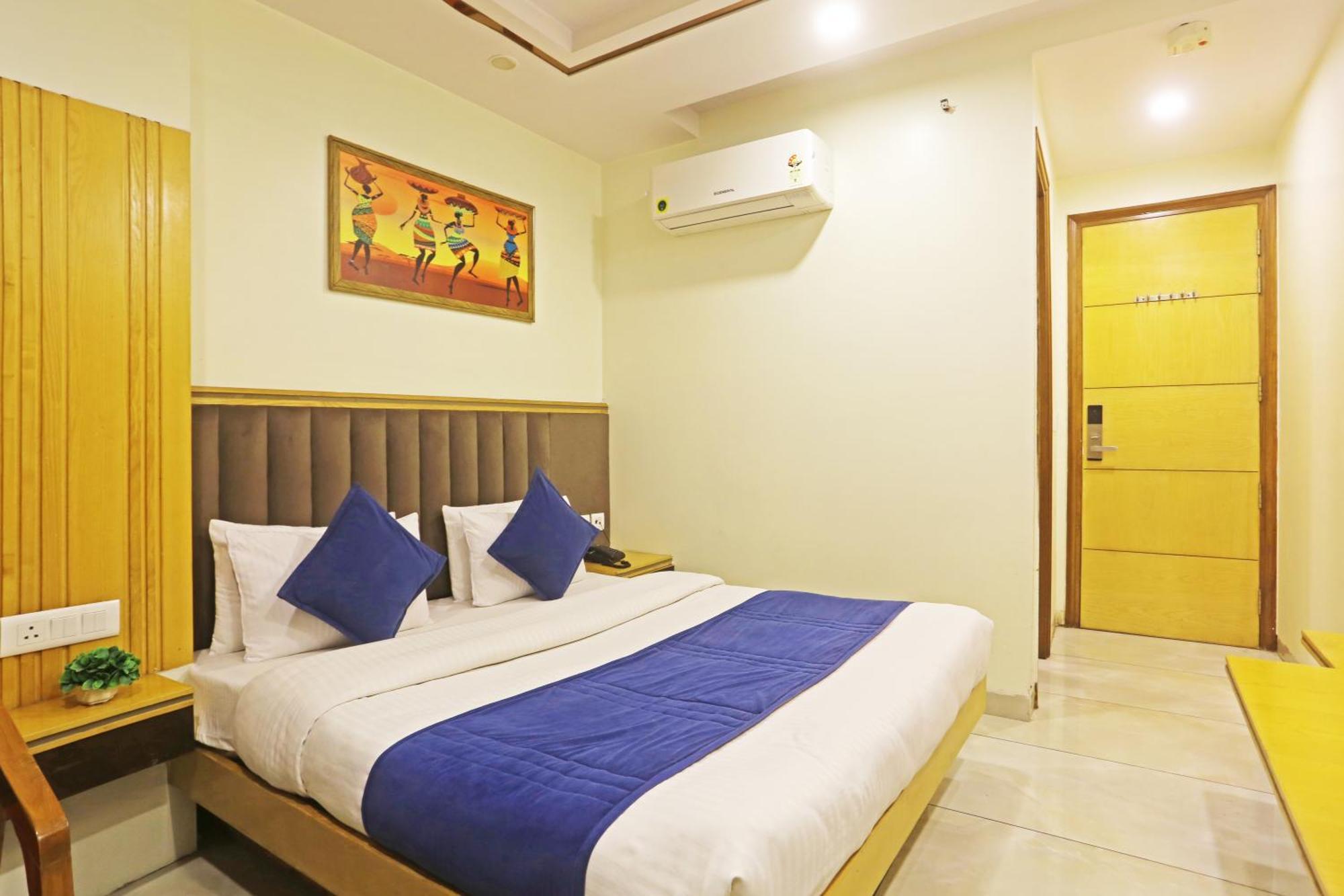 Hotel Aman Imperial Just A Minute Away From New Delhi Railway Station And Connaught Place 外观 照片