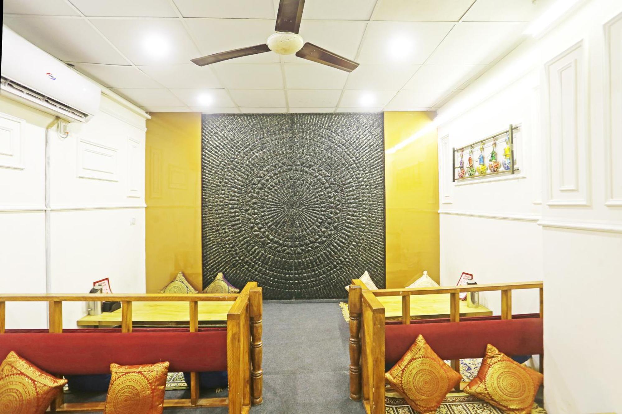 Hotel Aman Imperial Just A Minute Away From New Delhi Railway Station And Connaught Place 外观 照片