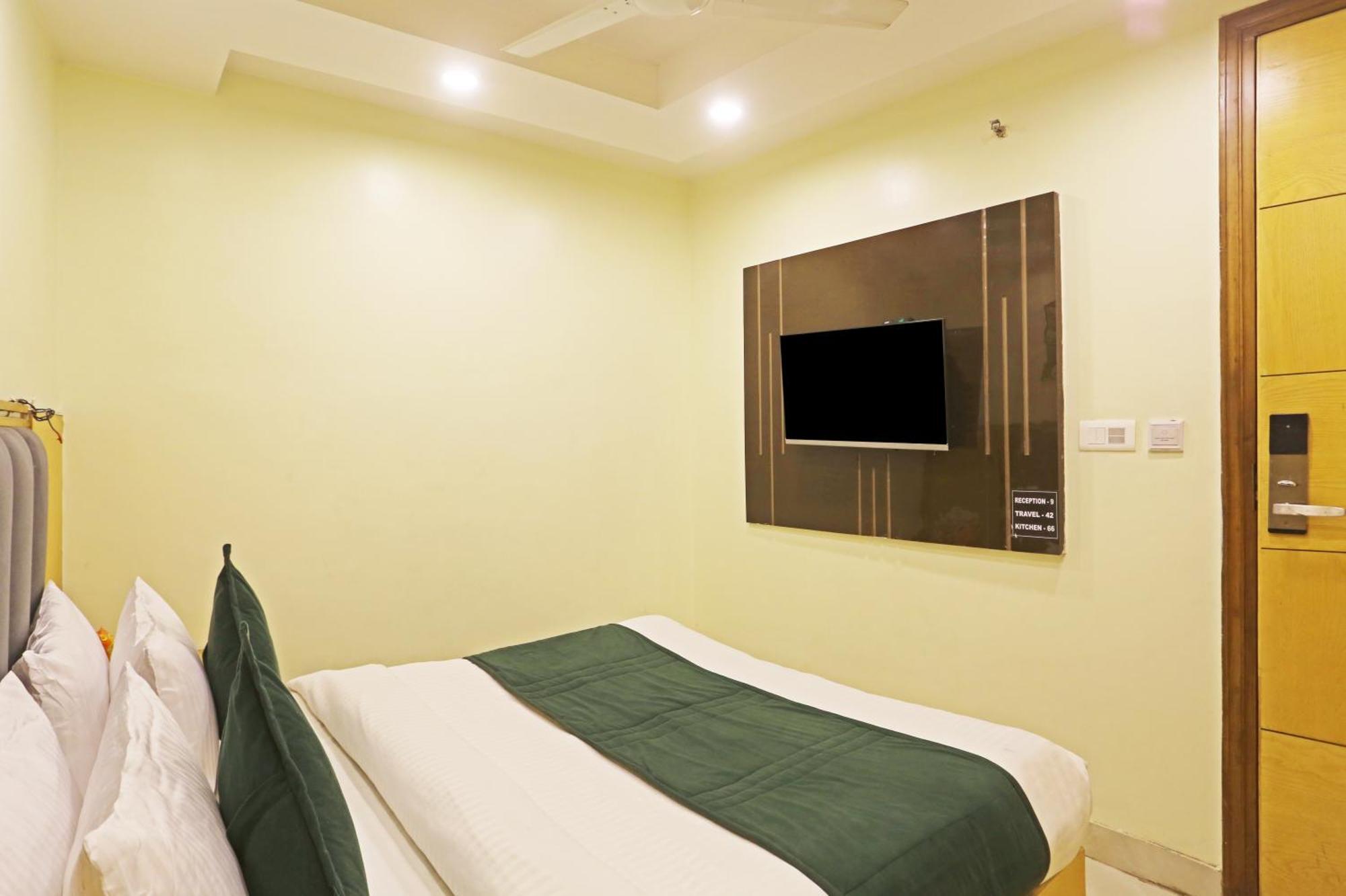 Hotel Aman Imperial Just A Minute Away From New Delhi Railway Station And Connaught Place 外观 照片